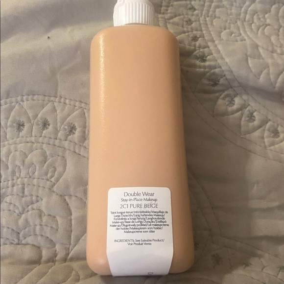 NWOB Estée Lauder Double Wear Stay-in-Place Makeup in 2C1 Pure Beige